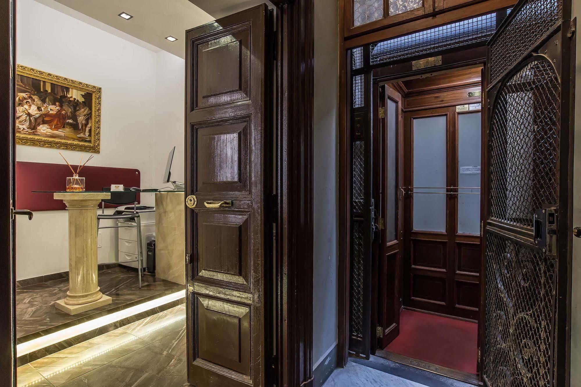 Hotel Pantheon Caesar Relais Rom Exterior foto